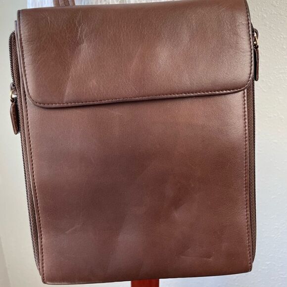 Leather Shoulder Purse EUC - Picture 6 of 11
